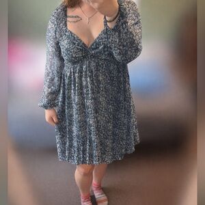 Blue Floral Long Sleeve Dress
